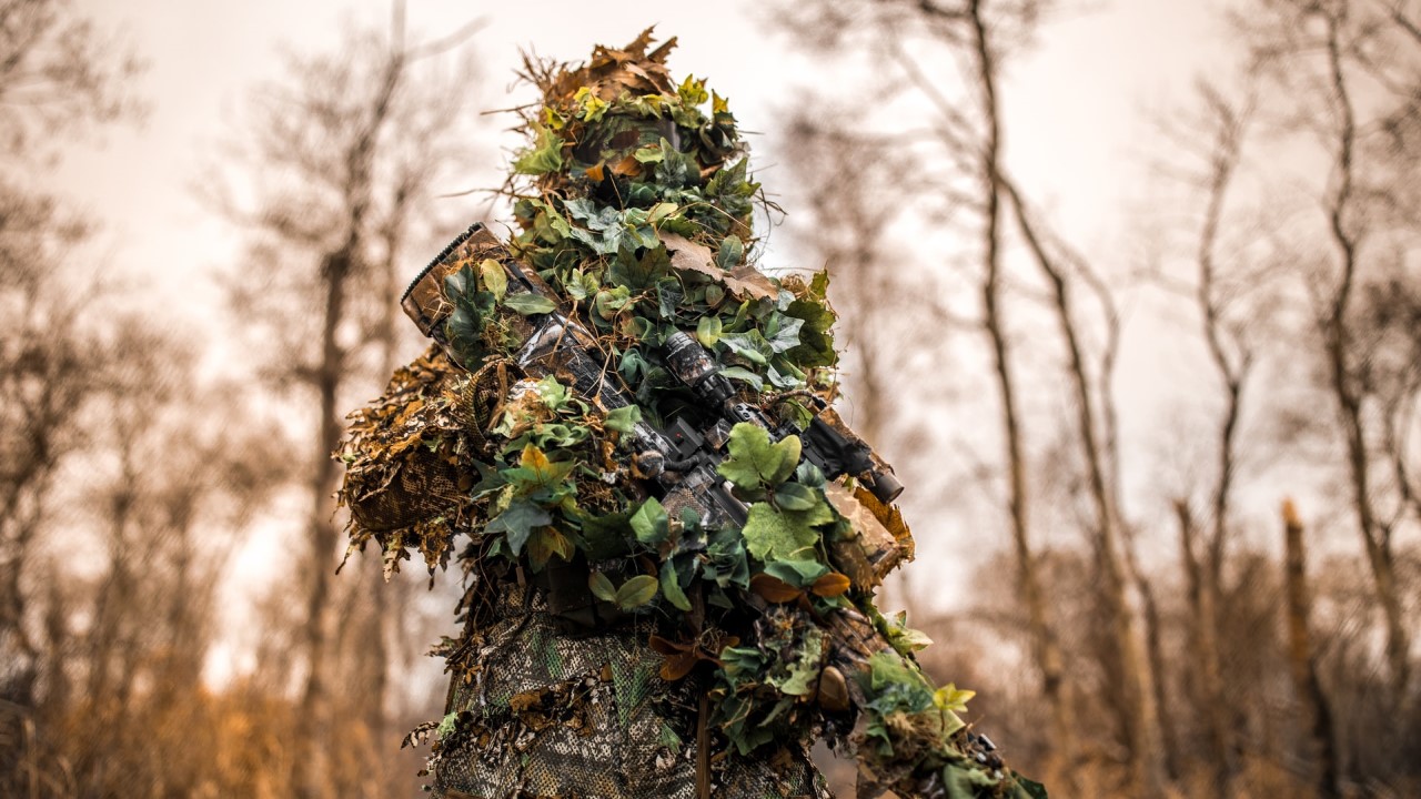 ghillie suit